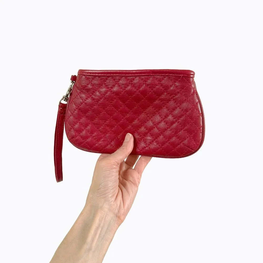 Vintage Wilsons Red Leather Wristlet Clutch Pebbled Quilted Compact Y2K 00s Chic